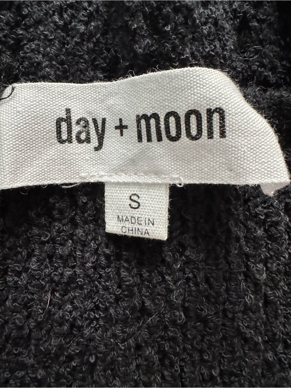 day + moon Black Cropped V-Neck Knit Tank - Picture 2 of 3